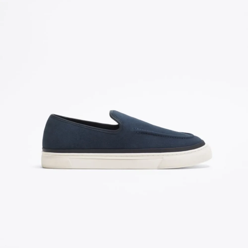 ❌️SOLD❌️ZARA CASUAL LEATHER LOAFERS SIZE 9 - Picture 4 of 5